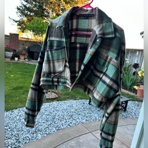 Crop flannel